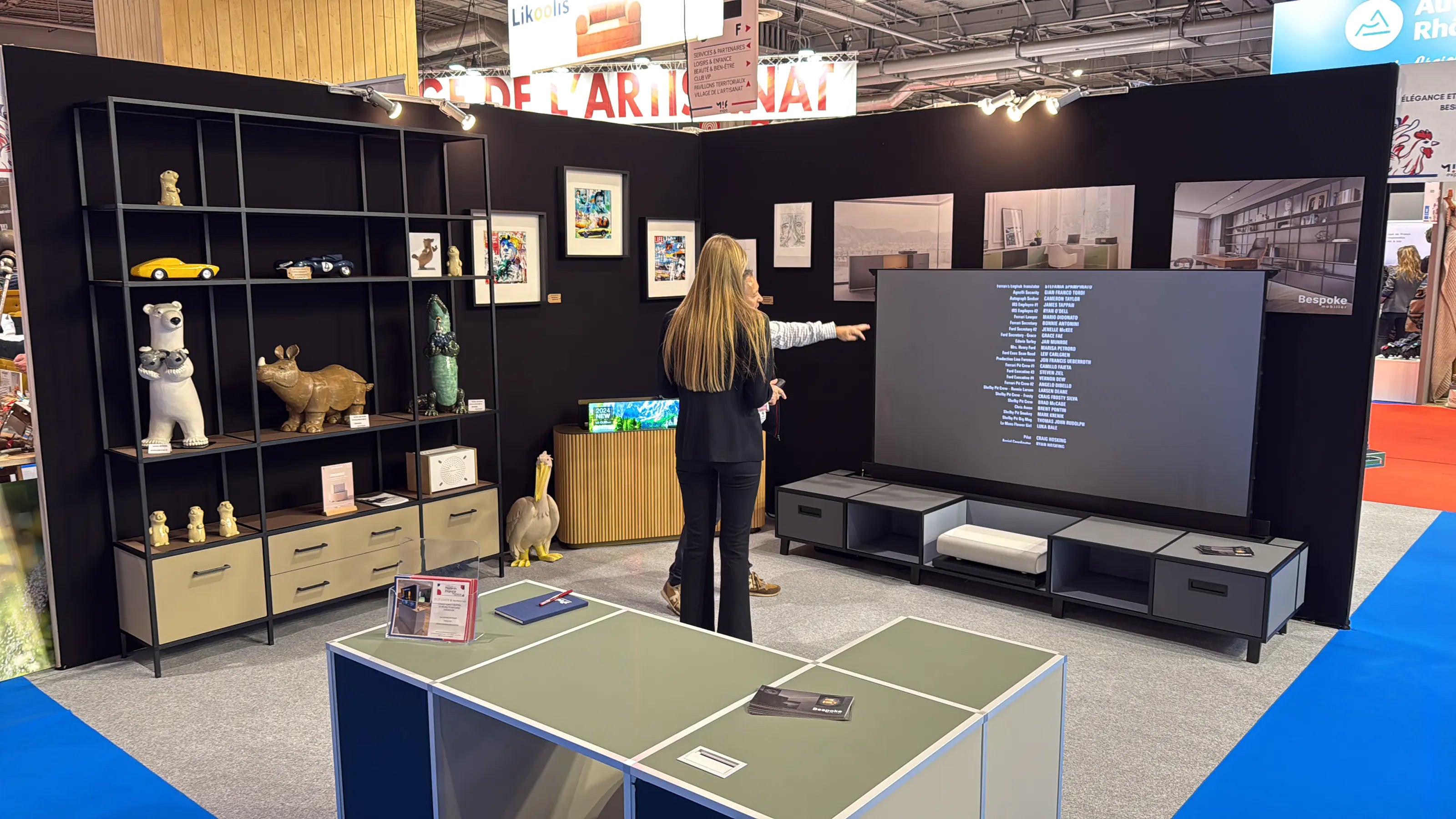 Stand Bespoke Mobilier au salon Made in France 2025, mobilier sur mesure modulaire et évolutif en aluminium, fabrication française de haute qualité.